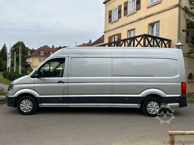 Høy tak varebil VW CRAFTER LANG HOCH ACC NAVI SPURHALTE. STANDHZG
