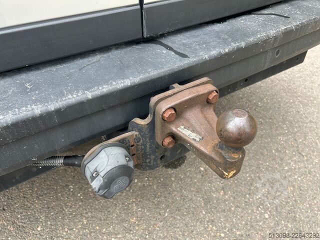 Høy tak varebil VW CRAFTER LANG HOCH ACC NAVI SPURHALTE. STANDHZG