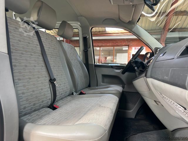 حافلة صغيرة VOLKSWAGEN T5 Kombi 2.0 Tdi L1H1 9 Sitze Engine Broken