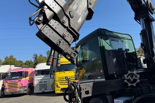 Tippbil MERCEDES-BENZ Arocs 3242 8x4 Hiab 166-4