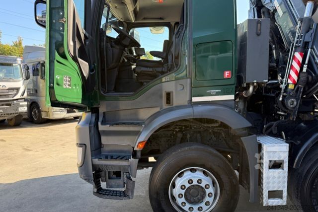 Tippbil MERCEDES-BENZ Arocs 3242 8x4 Hiab 166-4