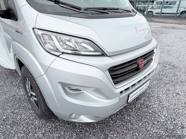 セミインテグレーテッドキャンピングカー BÜRSTNER Lyseo Harmony T 728 Einzelbetten-Hubbett-1.Hand