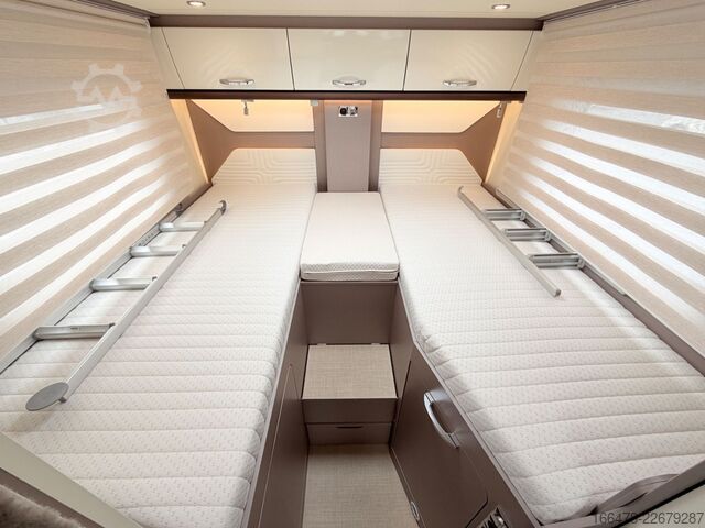 セミインテグレーテッドキャンピングカー BÜRSTNER Lyseo Harmony T 728 Einzelbetten-Hubbett-1.Hand