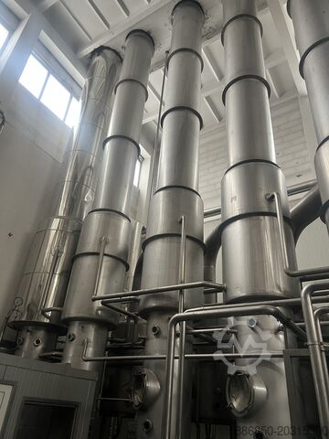 Evaporation station for apple concentrate  