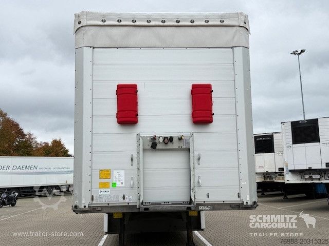 Otvorena poluprikolica s ceradom Schmitz Cargobull Curtainsider Standard Getränke