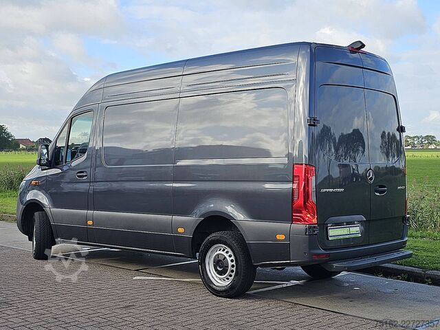 উঁচু ছাদের স্টেশন ওয়াগন MERCEDES-BENZ SPRINTER 317 L2H2 Mbux10 LED AC!
