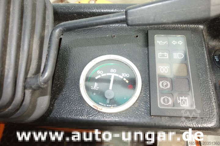 Sweeper Aebi MFH 5000 Kehrmaschine Baujahr 2004 4-Rad