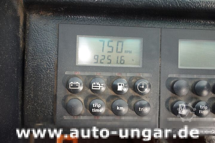 Sweeper Aebi MFH 5000 Kehrmaschine Baujahr 2004 4-Rad