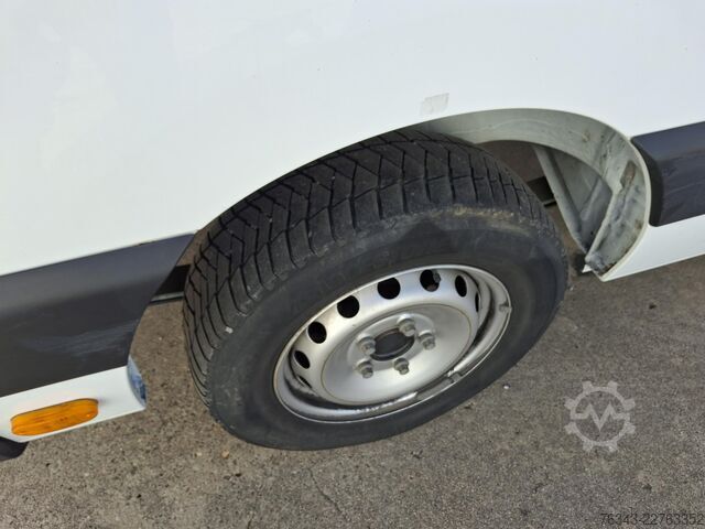 автовышка RENAULT MASTER F3500 2.3 DCI 145 - NACELLE KLUBB