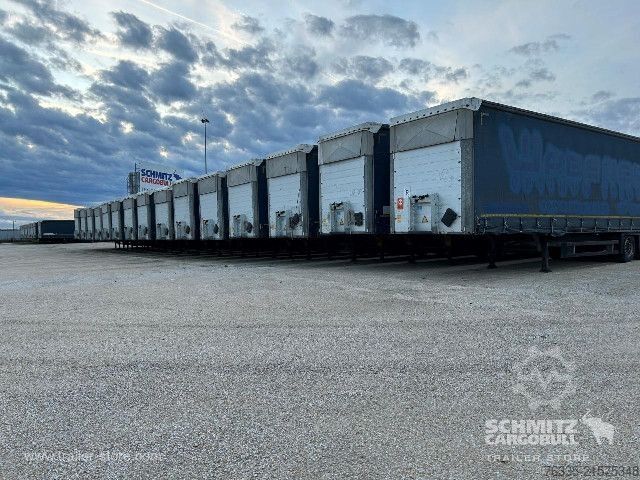 Auflieger mit Pritsche & Plane Schmitz Cargobull Curtainsider Mega