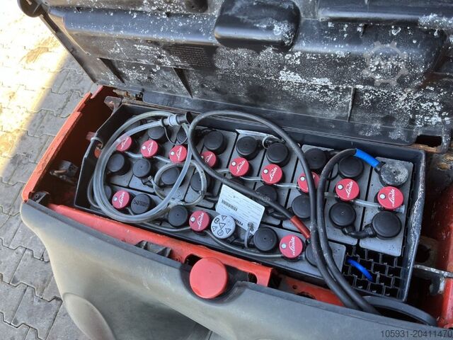 Slagač za pješake Linde L12L