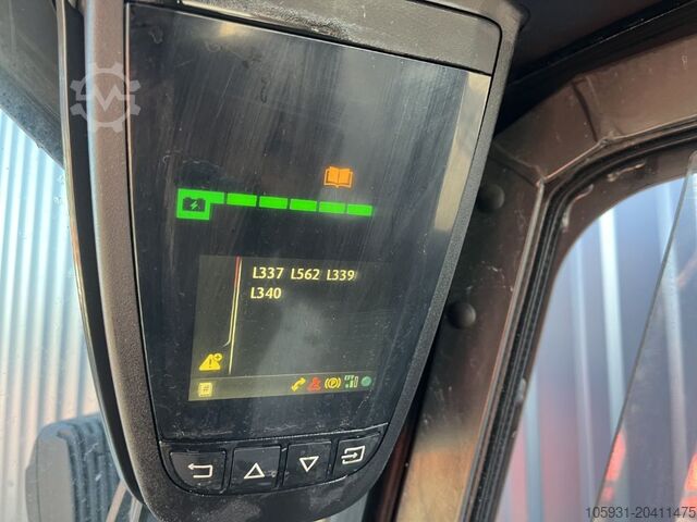 Električni viljuškar na 4 kotača Linde E50HL-01