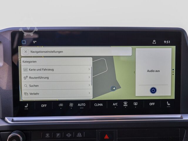 Minibus VW T7 Caravelle 2.0 TDI LR 8 Sitze Autom. NAVI