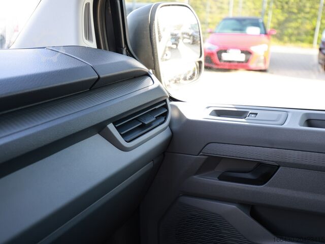 Minibus VW T7 Caravelle 2.0 TDI LR 8 Sitze Autom. NAVI