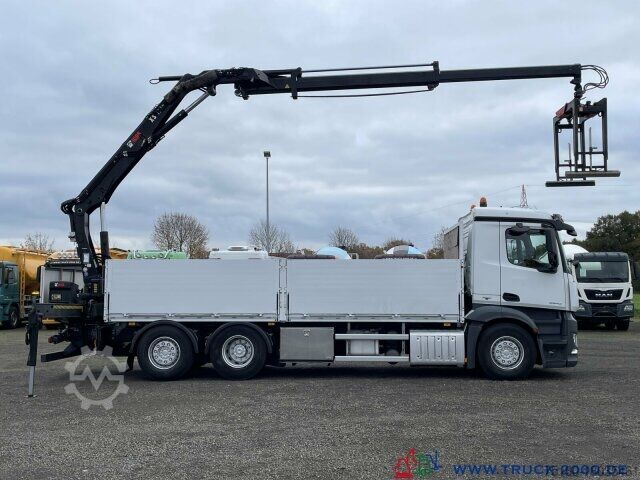 Kamion s ravnom platformom Mercedes-Benz Antos 2542 Hiab 177K HIPRO mit Funkfernbedienung