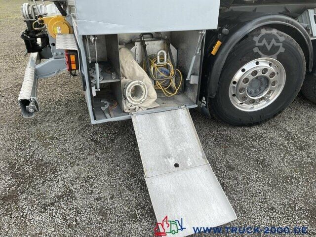 Autocisterna a vuoto Mercedes-Benz Actros 2544 Silo Holz Pellets 28m³ inkl. Waage