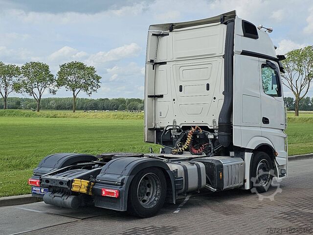Standard SZM MERCEDES-BENZ ACTROS 1845 LS NR MP5 GIGASP. RET.