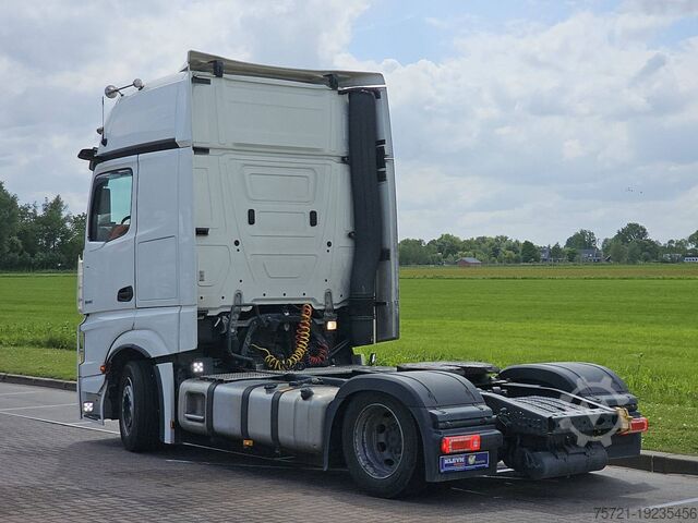 Standard SZM MERCEDES-BENZ ACTROS 1845 LS NR MP5 GIGASP. RET.