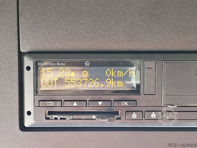 Standard SZM MERCEDES-BENZ ACTROS 1845 LS NR MP5 GIGASP. RET.