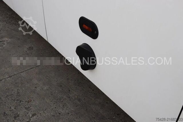 Autocarro de turismo MAN Lion's Coach R10 / R07 / Tourismo / 13.1m / USB...