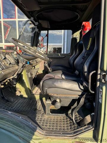 Standard-SZM Unimog U1300