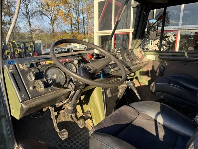 Standard-SZM Unimog U1300