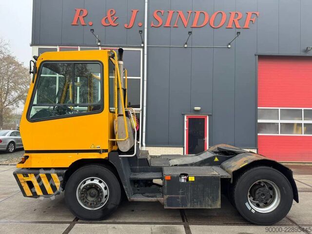 Termināla traktors Terberg YT 222