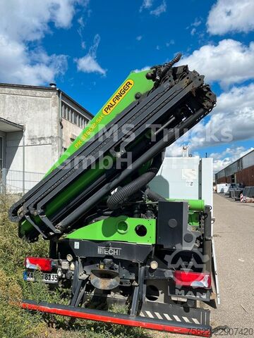 Flutningabíll með sléttu pallrými MAN TGS 26.480 / 19m Kran Palfinger PK 18502 FUNK
