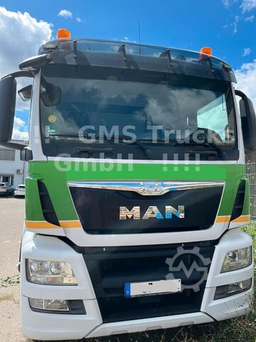 Flutningabíll með sléttu pallrými MAN TGS 26.480 / 19m Kran Palfinger PK 18502 FUNK
