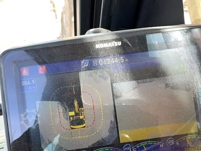 מחפר זחלי Komatsu HB215LC-3