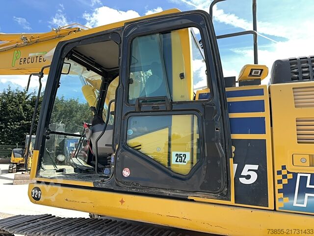 מחפר זחלי Komatsu HB215LC-3