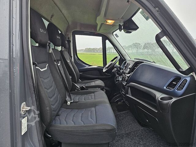 Camion de gunoi IVECO DAILY 35C18 kipper ac aut EURO6