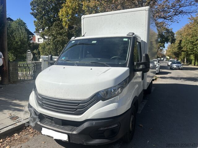 Dubă cu caroserie tip cutie Iveco Daily 35S14