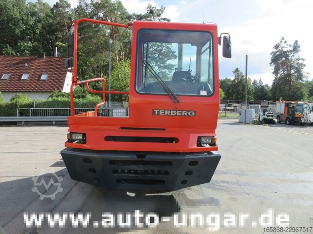 Terminálový tahač Terberg YT 182 8.142 Betriebsstunden Terminalzug