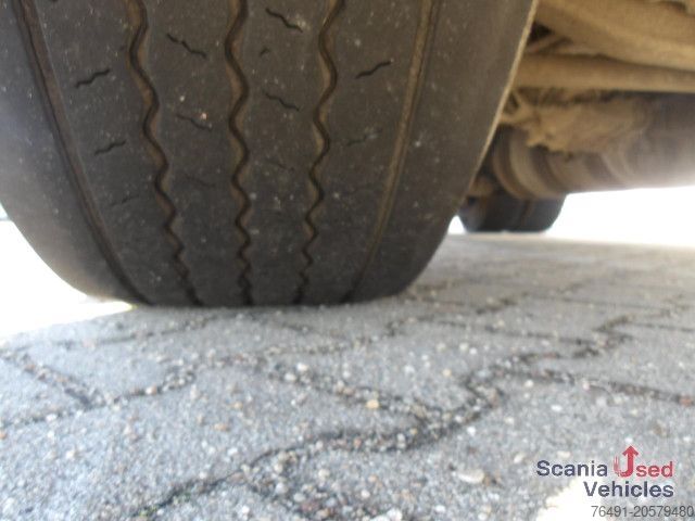 Kamion za opasne materijale Scania R 460 A4x2NA / Schubbodenhydraulik