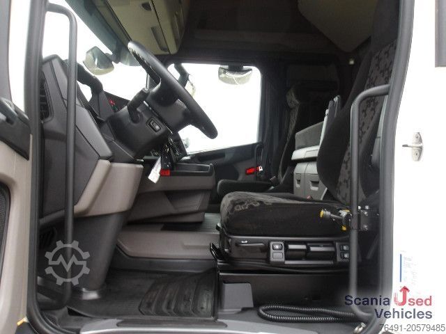 Hazardous materials truck Scania R 460 A4x2NA / Hydraulik