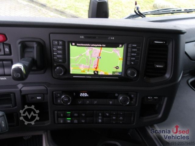 Вантажівка для небезпечних матеріалів Scania R 460 A4x2NA / Hydraulik