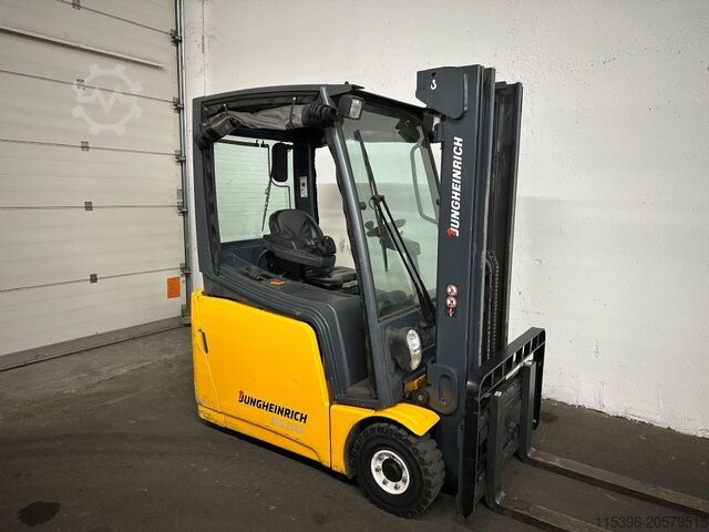 Električni viljuškar za 3 točka Jungheinrich EFG 216k - TRIPLEX 4,5 m