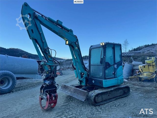 Crawler excavator Kobelco SK55SRX-6 with Rototilt and 3 buckets. 2330 hours!