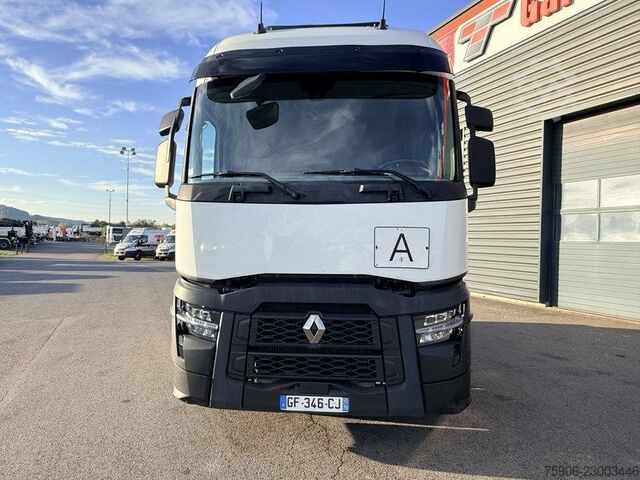 Standard tractor unit Renault T-Series