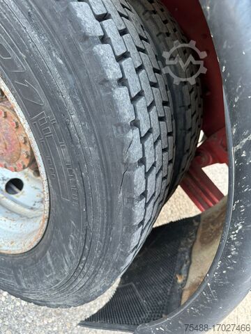 Kippwagen Iveco Eurocargo 120 E 15 ribaltabile + gru