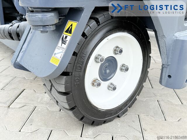 Xe nâng bốn hướng Combilift C3000 GAS DUPLEX 4100 WIDE POSITIONER