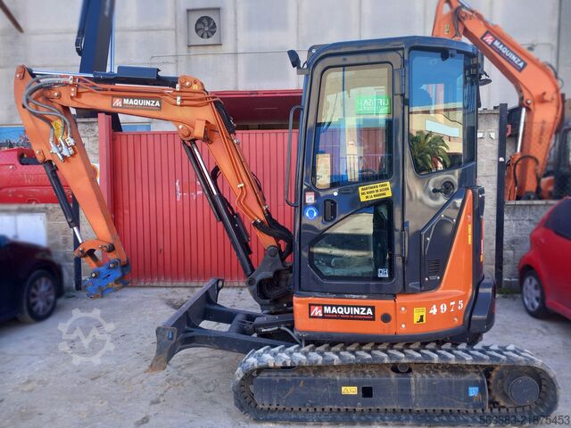 Mini excavator Hitachi ZX33U-6