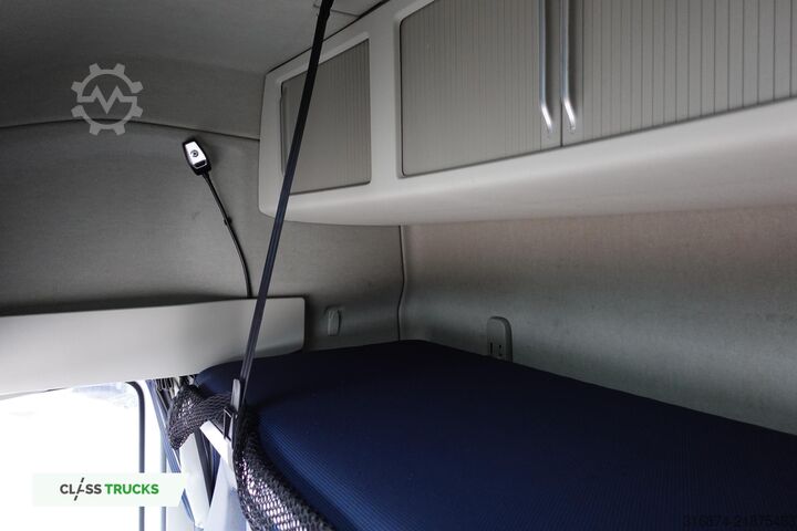 Tractor estándar VOLVO FH 460 Globetrotter XL i-Save