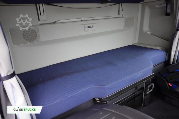 Tractor estándar VOLVO FH 460 Globetrotter XL i-Save