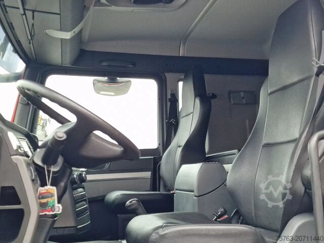 Transporte refrigerado/congelado MAN TGM 12.250 Sleepercab 4x2 - Carrier Xarios 600 ...