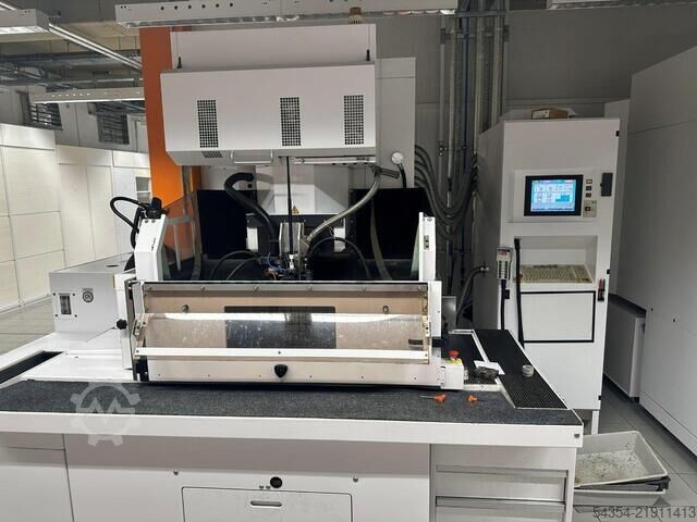 Trådskærende elektroerosionsmaskine (EDM) Charmilles Robofil 4030 SI-TW