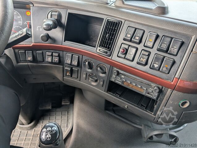 Kroghejselastbil Volvo FH16 6X4 610HP HYVA Blatt/Luft Manuell