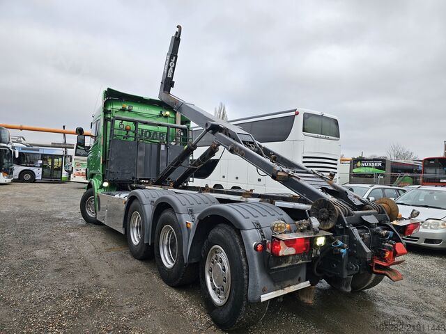 Camião porta-contentores de gancho SCANIA R560 LB8X4X4HSA JOAB Blatt/Luft Lenkt/Li