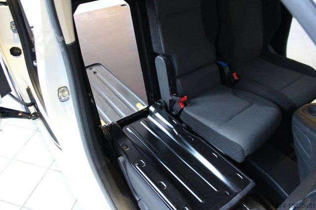Panel van OPEL Combo E Cargo 3.Sitze  Klima Bluetooth Durchlade